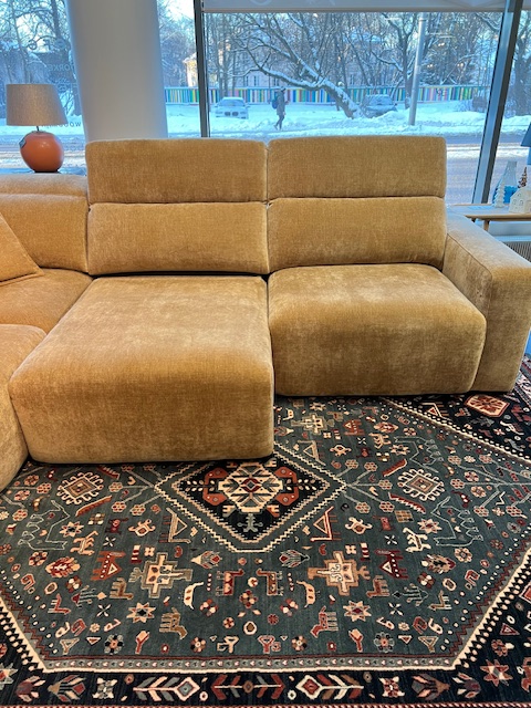 IMG_3086 Diivan Melani, manuaalselt ja elektriliselt reguleeritavad istmed, salonginäidis - Image 4