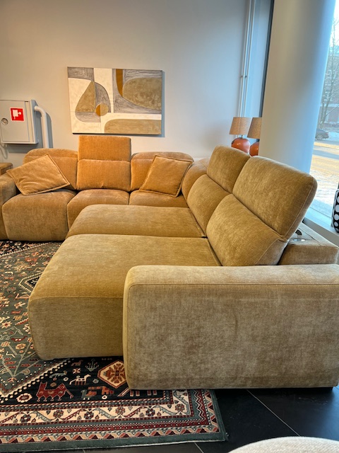 IMG_3088 Diivan Melani, manuaalselt ja elektriliselt reguleeritavad istmed, salonginäidis - Image 3